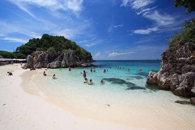 3 Khai Islands Snorkeling Tour by Speed Boat - Beach time, chairs, and the Thai-style meal question