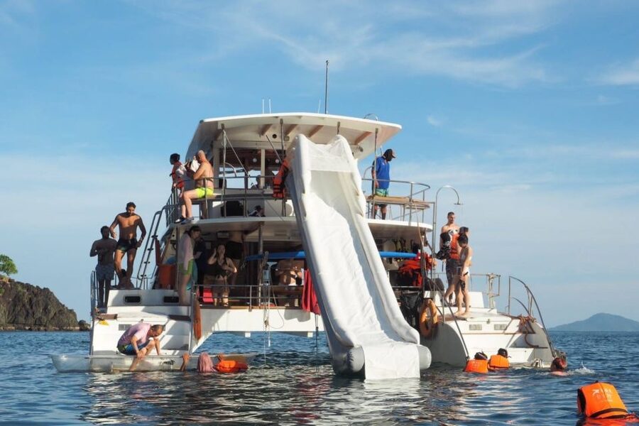 Amazing Coral Island & Sunset Dinner with Power Catamaran - Comfort, equipment, and what to pack