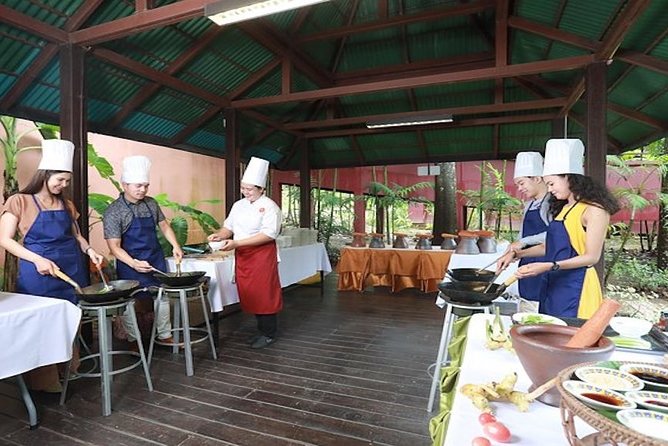 Authentic Thai Cooking Class by Suuko Wellness Spa - Why the small group makes a difference