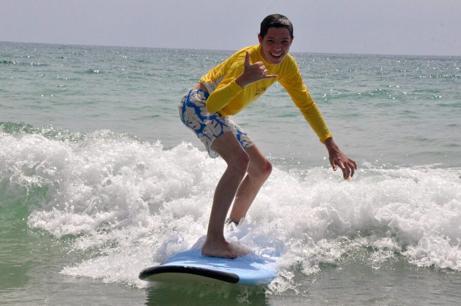 Bang Tao Beach: Group Or Private Surf Lessons - Who should book this surf lesson?