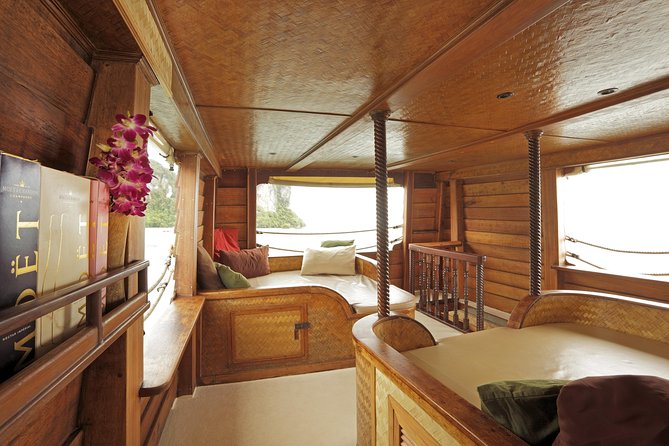 - Comfortable boat for cruising in Phang Nga Bay - The "Must-Do"! - Why this Phang Nga Bay cruise feels different