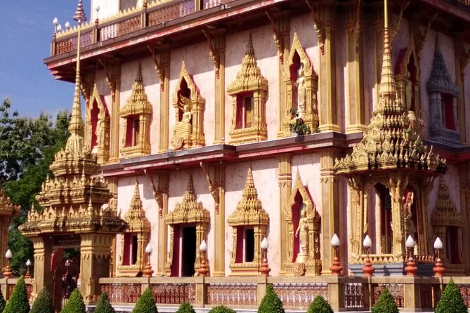 Customized Phuket Tours with Private Driver - The cashew nut factory stop