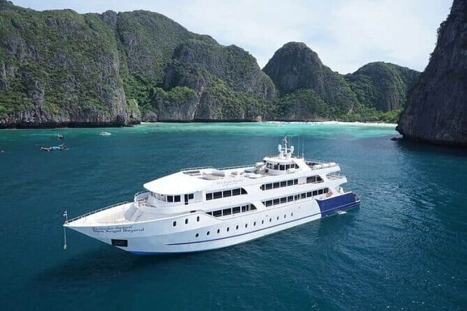 Escape to Phi Phi Islands: Ferry with Lunch - Key points to know before booking