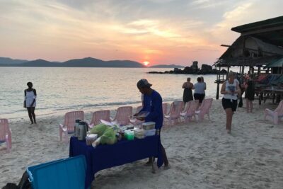 Exclusive Small Group Phi Phi Islands Sunrise or Day Trip