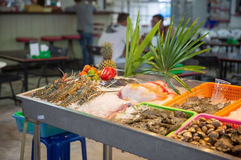 From Khao Lak: Phuket Naka Weekend Market - What to eat at Naka Market