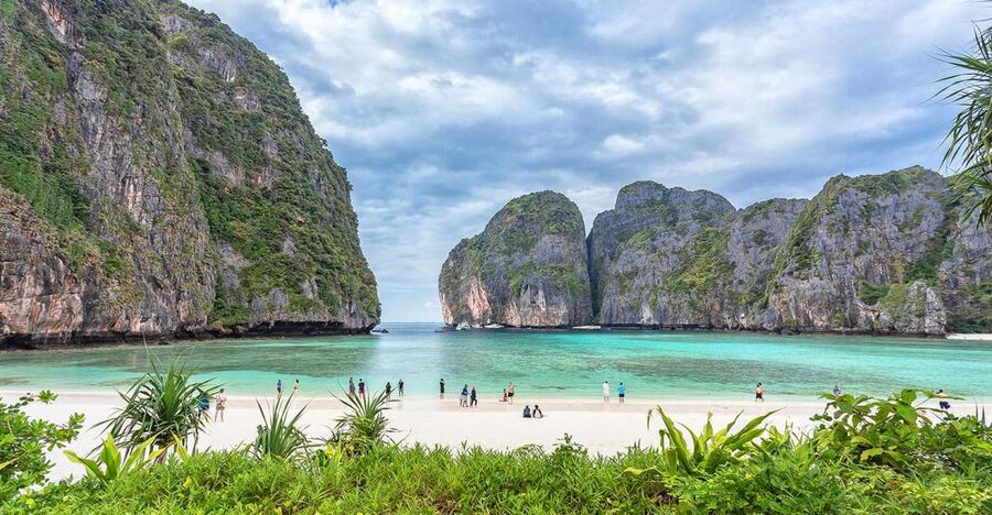 From Phuket: Phi Phi, Maya Bay, & Khai Islands Premium Trip - Phi Phi Don lunch and a little free time