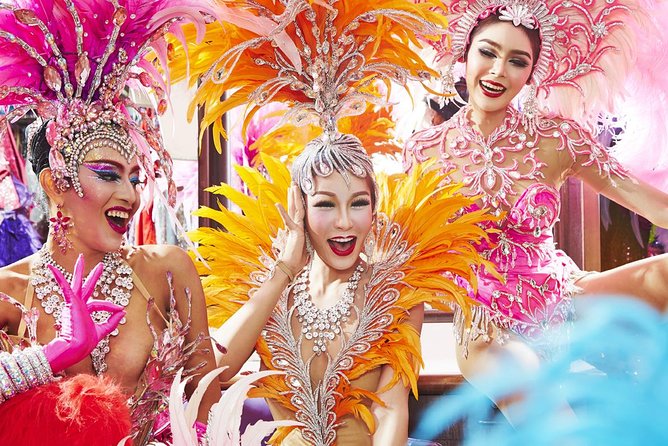 Glamorous Simon Cabaret Show in Phuket with Convenient Transfers - The photography session and tipping pressure