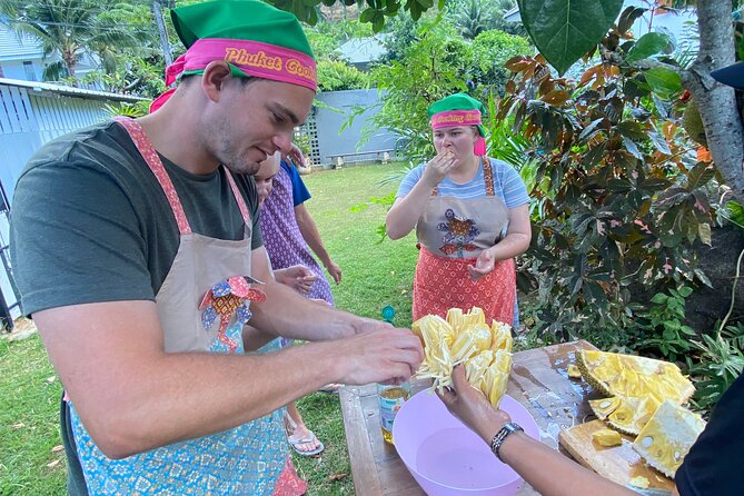 Half day Thai cooking Class + Market tour+Garden tour - Eat what you have made