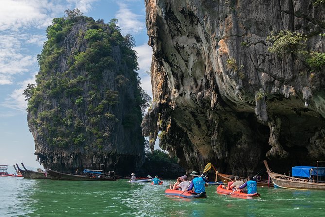 Hong by Starlight: Sea Cave Kayaking and Loy Krathong Floating - The second and third paddles
