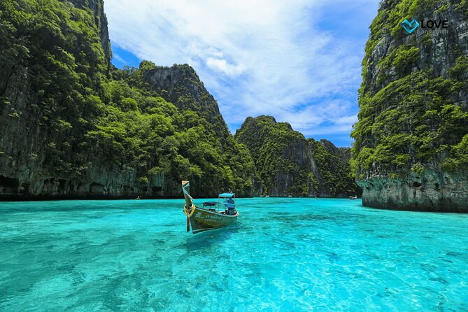 Hype Yacht : VIP Tour Phi Phi Island & Maya Bay from Phuket - Food, Drinks, and What You Can Bring