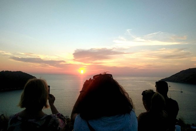 Iconic Sunset Safari with Monkey Hill & Street Food Experience - Key points to know before sunset