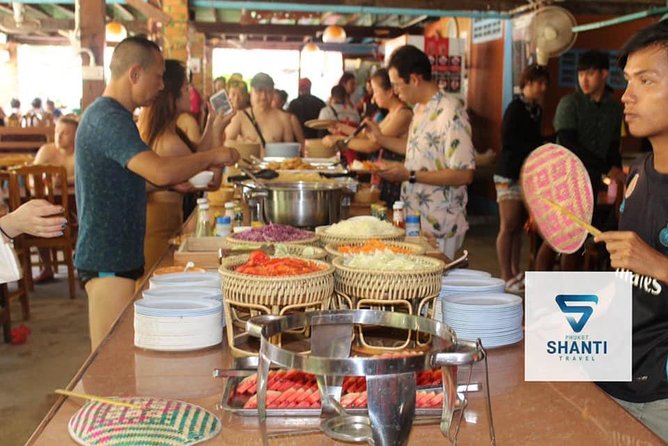 Luxury Speedboat : Day trip to PhiPhi with National Park fee - Lunch on Phi Phi Don