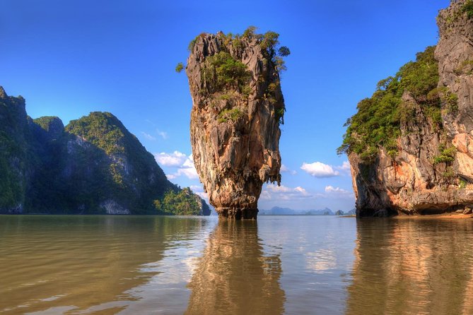 Luxury Speedboat : Day trip to PhiPhi with National Park fee - Phi Phi Leh begins with Loh Samah Bay