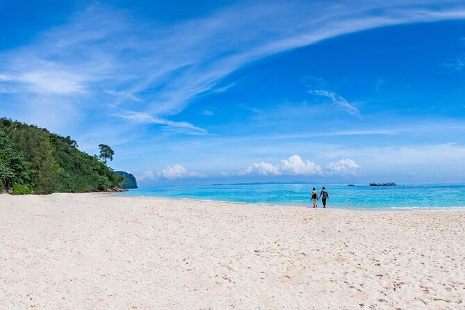 Maya Bay, Phi Phi & Bamboo Island Premium Trip by Seastar From Phuket - What the premium label means in practice