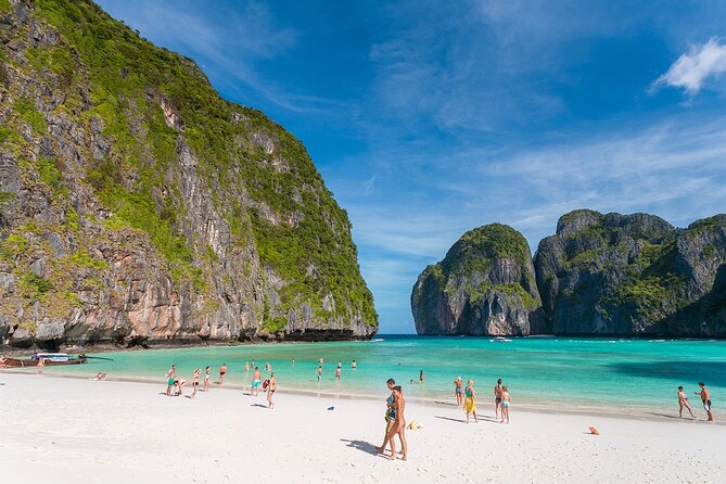 Maya Bay, Phi Phi & Bamboo Island Premium Trip by Seastar From Phuket - What the guide and food arrangements add