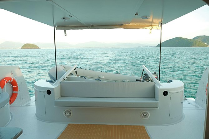 New Power catamaran for Phang Nga and Phi Phi island excursions - Timing, pickup, and what to confirm