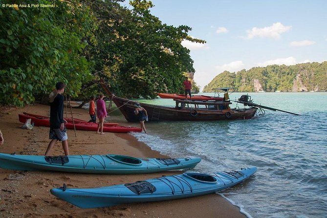 Phang Nga Bay kayaking day trip - What the small group changes
