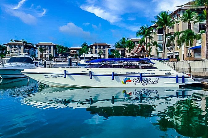 Phi Phi 6: Amazing trip by speedboat, start at Sunrise - Guides and the human side of the trip