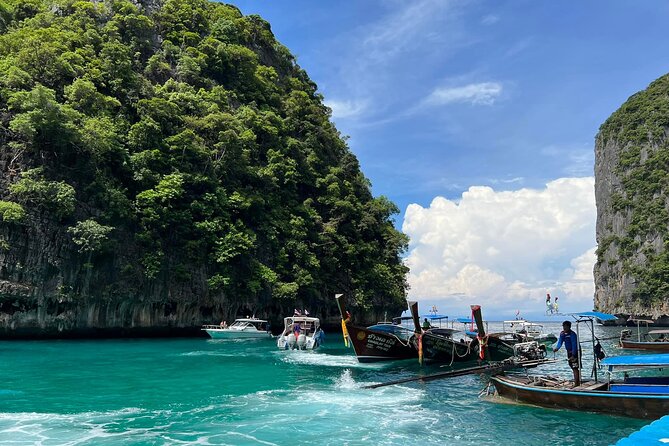 Phi Phi Island Adventure Day Tour from Phuket Speedboat/Catamaran - Swimming at Pileh Lagoon