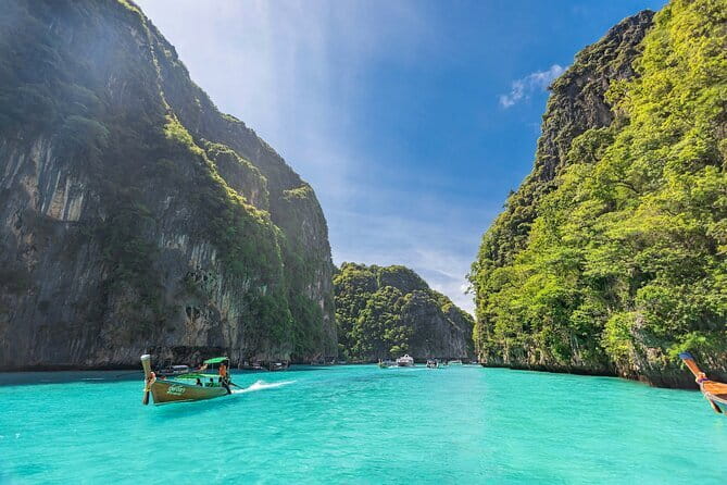 Phi Phi Islands and Khai Island by Premium Speed Catamaran - Pileh Lagoon ends the water program well