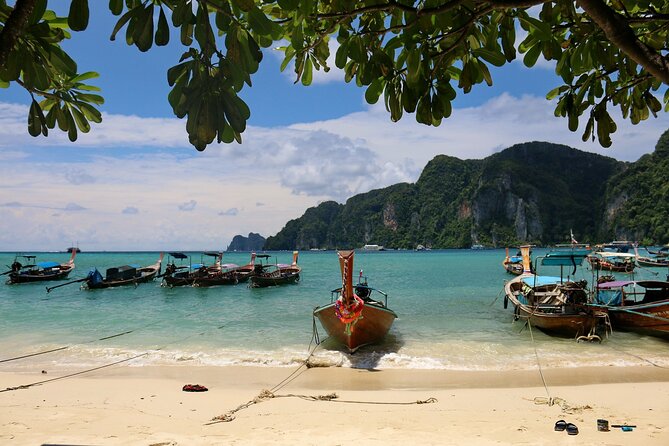 Phi Phi Islands and Khai Island Day Tour from Phuket by Speedboat - The speedboat ride to Green Island