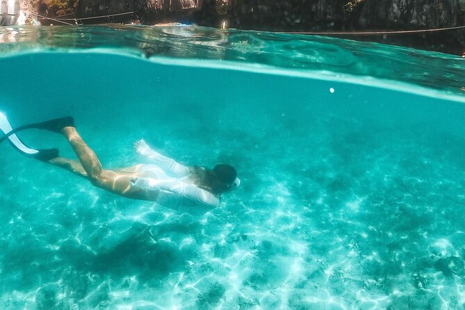 Phi Phi Islands Snorkeling Tour with 7 Stops & Lunch from Phuket - Who should book this Phi Phi day trip