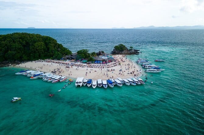 Phi Phi Islands Speedboat Tour: Khai & Maya - Maya Bay and the famous beach