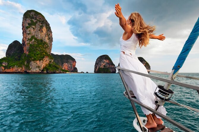 Phi Phi Islands Tour by Luxury Big Boat from Phuket - Pileh Lagoon is the scenic high point