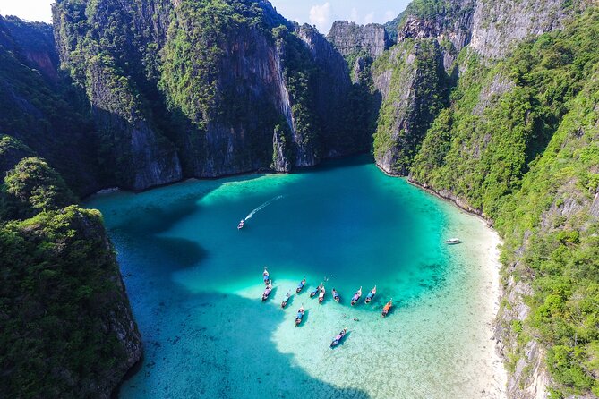 Phi Phi + James Bond islands Full day - Combo - Viking Cave and Phi Phi Lee
