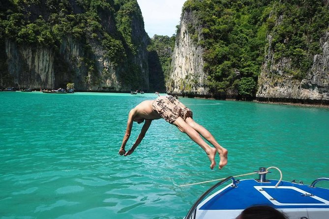 Phi Phi & Maya Bay Speedboat: All-Day Food & Choice of 3 Marinas - The speedboat ride from Phuket to Phi Phi