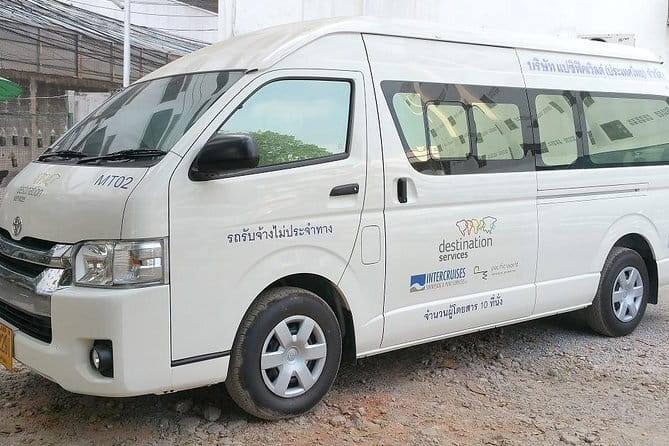 Phuket Airport (HKT) Arrival Transfer to Phuket Hotels (Shared or Private) - Finding the representative after immigration