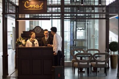 Phuket Airport VIP Fast-Track Immigration with Personal Guide