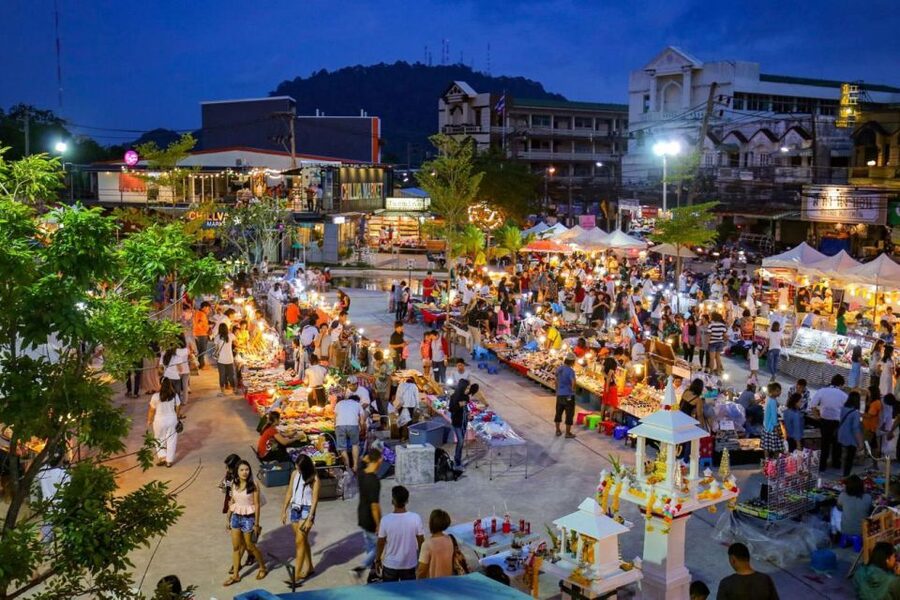 Phuket: Amazing Sunset View & Local Market Tour - Promthep Cape at the day’s turning point