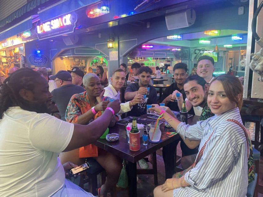 Phuket: Bar Crawl Tour - The social side for solo visitors