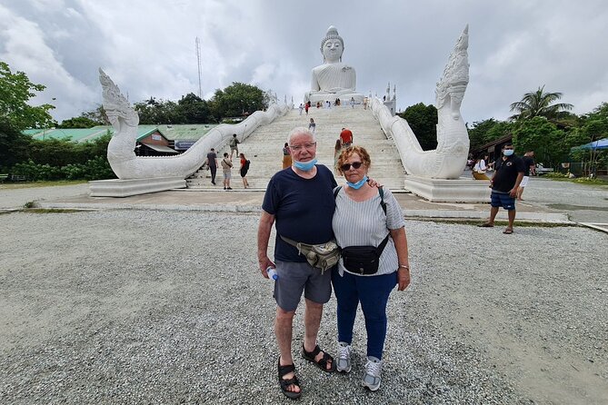 Phuket City Half-Day Guided Tour with Lunch and Pick-up - The guide can make or break the morning