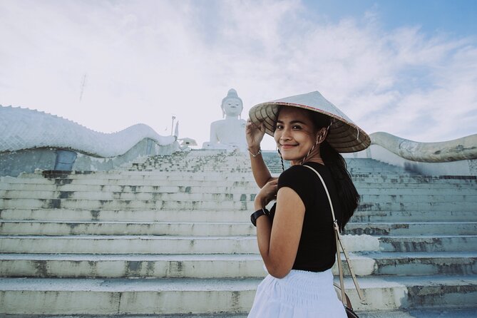 Phuket City Tour – Old Town, Local Food, Temple & Viewpoint - Guides, drivers, and the feel of the day