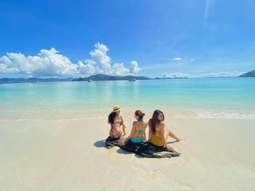Phuket: Coral Yacht Boat Tour to Coral Island with Sunset - Crew, language, and the shared-boat feel