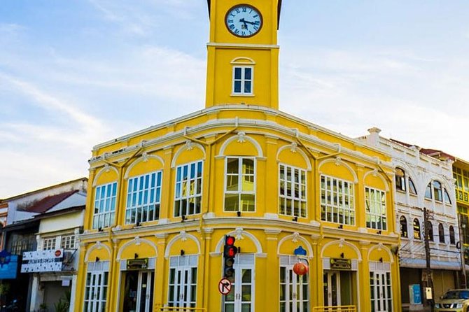 Phuket Customized Sightseeing Tour - The guide can make or break the day