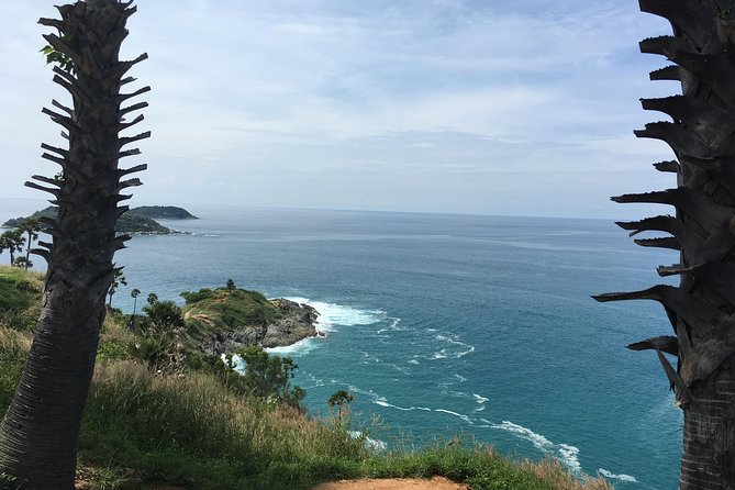 Phuket Full Day City tour & Lunch & Tiger Park - Big Buddha: views, clothing, and possible changes