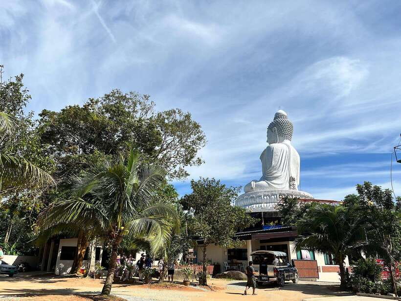 Phuket: Half-Day Viewpoint, Big Buddha and Wat Chalong Tour - Karon Viewpoint: a quick look over the coast