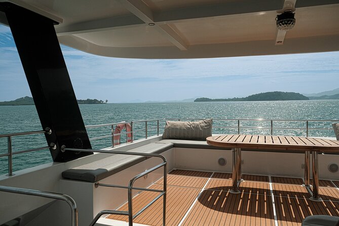 Phuket : James Bond Island and Phang Nga Bay by Premium Yacht - How the five-hour schedule may feel