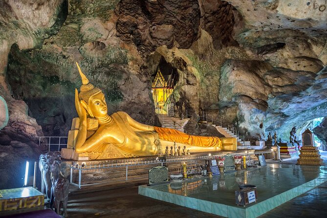 Phuket: James Bond Island + Canoe Longtail Small Group Boat Tour - What the guide and small group change