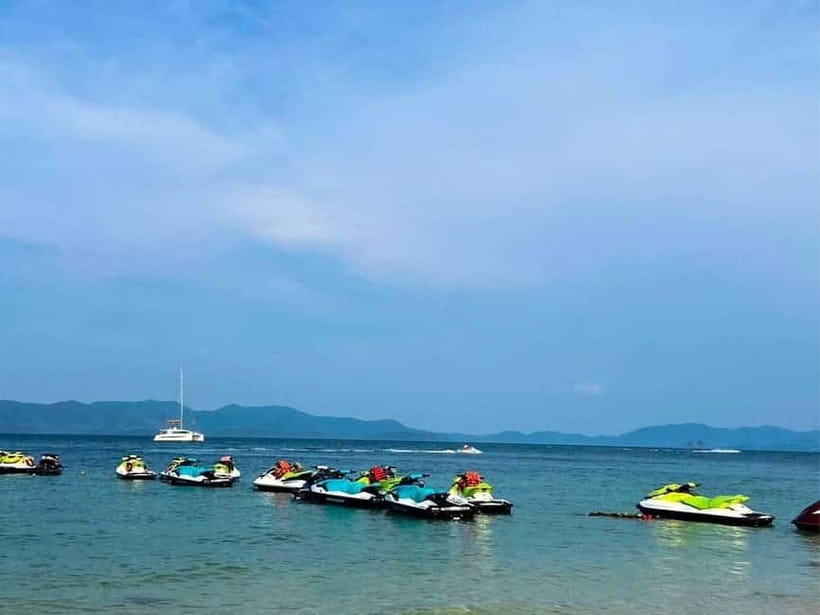 Phuket: James Bond Island Sea Canoe with lunch by Big Boat - Thai buffet lunch on the boat