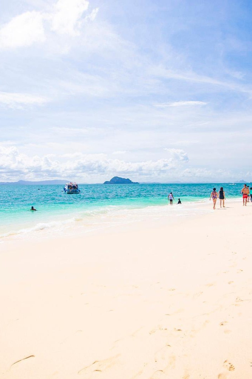 Phuket: Khai Islands Premium Full Day Excursion - The guide can make the difference