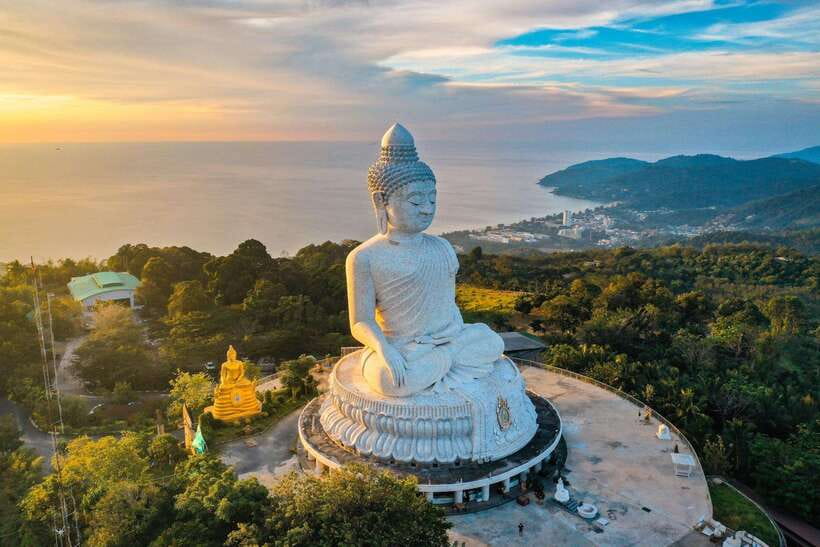 Phuket: Old Town Half-Day Sightseeing with Local Guide - Wat Chalong and the quieter side of Phuket