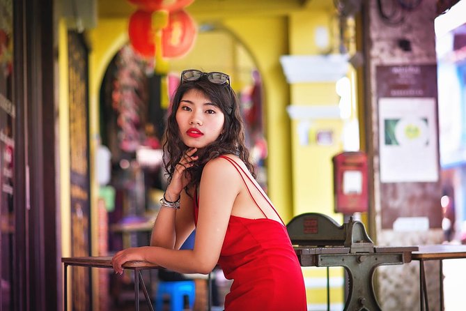 Phuket Old Town street photoshoot - Architecture, graffiti, and changing backdrops