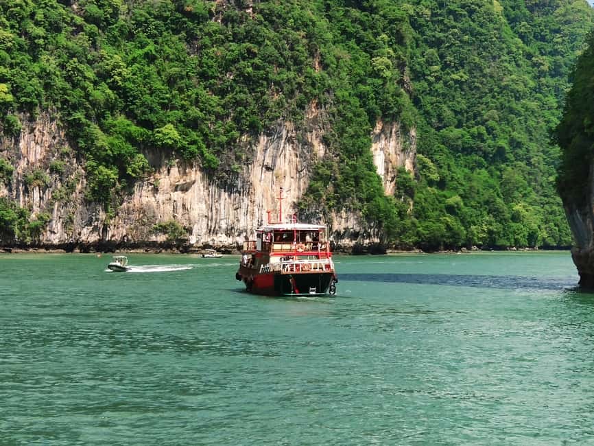 Phuket: Phang Nga,Hong & James Bond Islands by Big Boat - James Bond Island and the famous rock spire