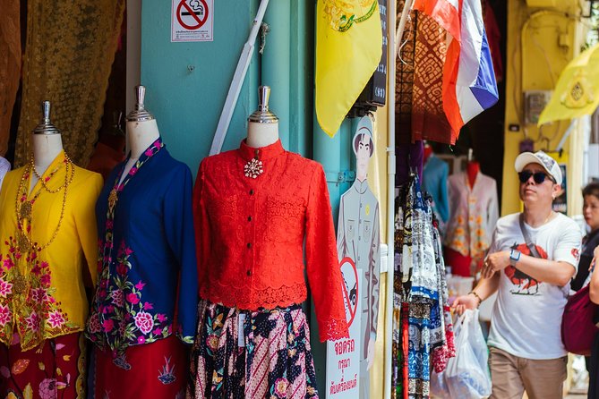 Phuket Private Local Guide Customized Sightseeing Tour (8 hrs) - What the guide adds to the day