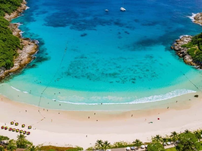 Phuket: Racha and Banana Beach by Speedboat with Lunch - The boat, group size, and comfort