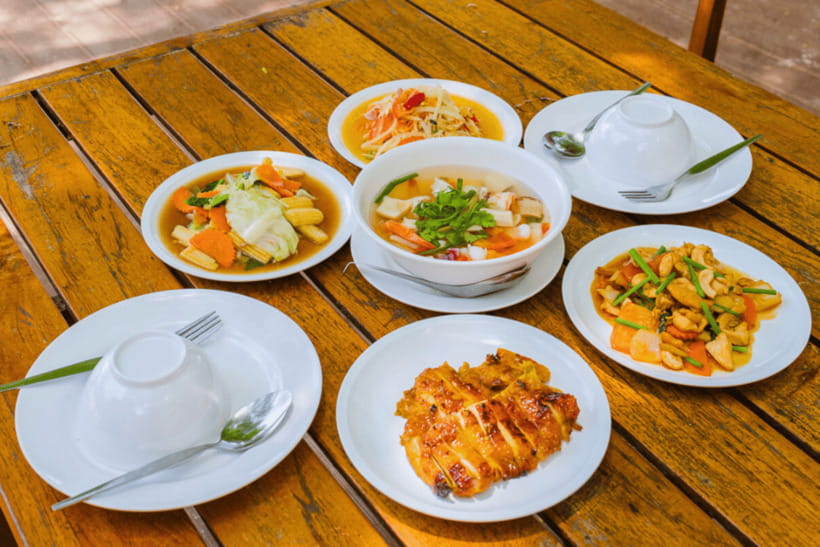 Phuket: Racha and Coral Islands Speedboat Trip with Lunch - Practical ways to make the day better